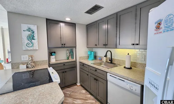 $689,000 | 2229 South Virginia Dare Trail, Unit 302, Nags Head, NC 27959