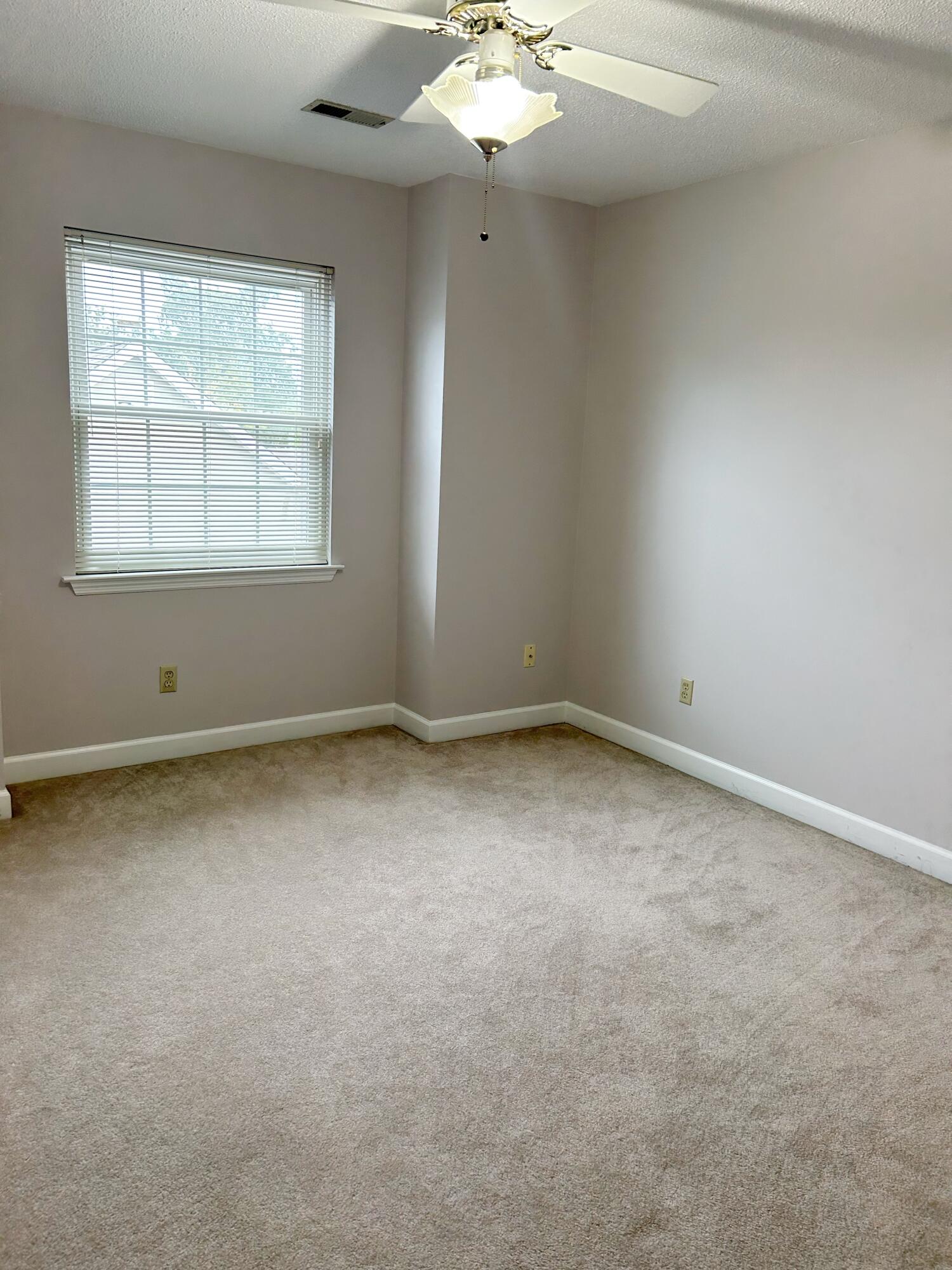 7604 Asherton Lane Chattanooga, TN 37421 - Photo 28 of 37 2ND BEDROOM