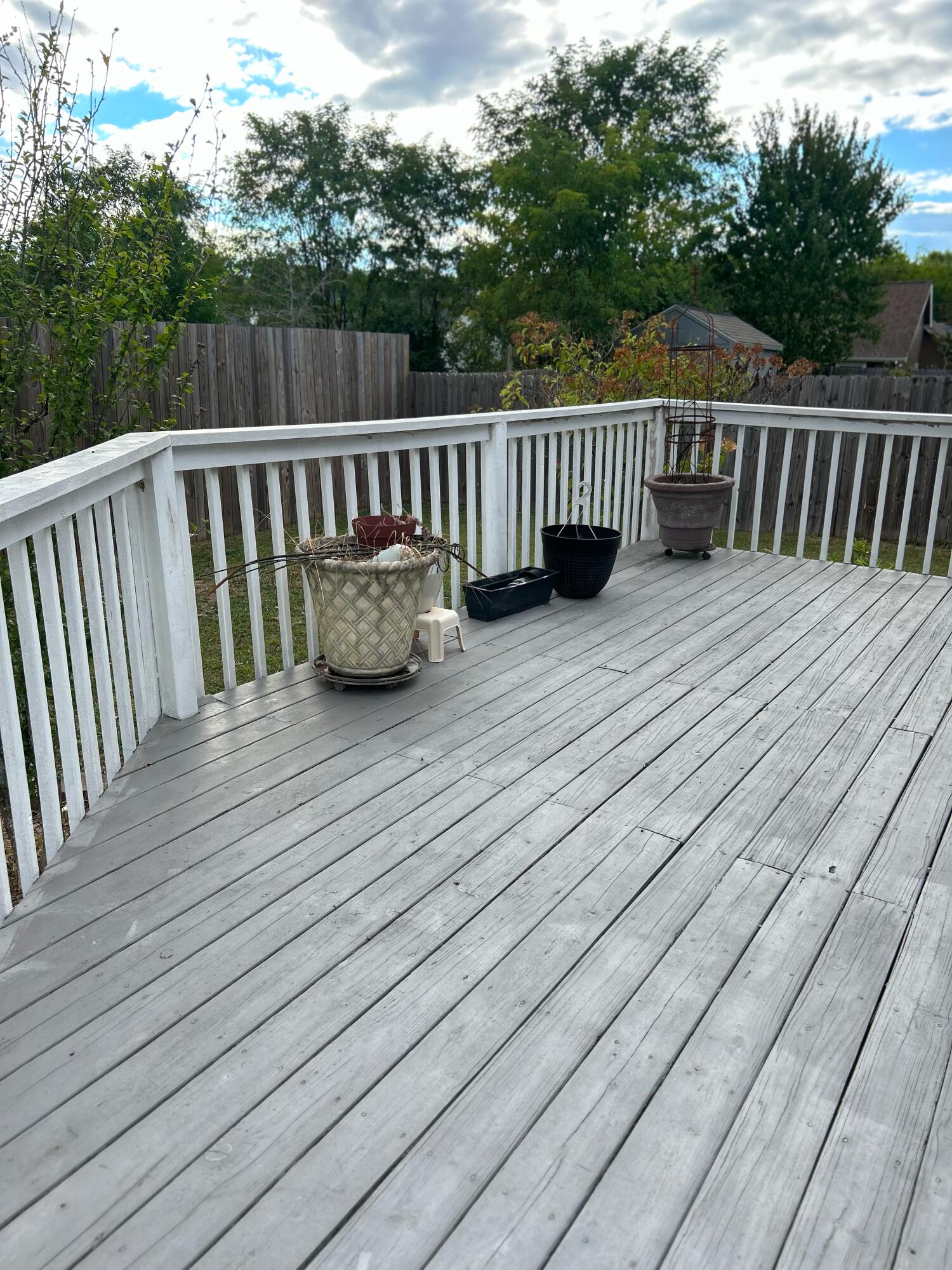 7604 Asherton Lane Chattanooga, TN 37421 - Photo 32 of 37 HUGE DECK