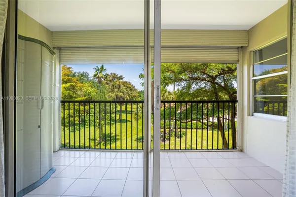 $2,100 | 13455 Southwest 16th Court, Unit 306F, Pembroke Pines, FL 33027