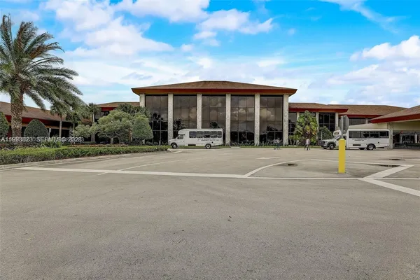 $2,100 | 13455 Southwest 16th Court, Unit 306F, Pembroke Pines, FL 33027