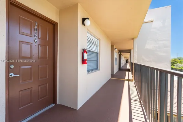 $2,100 | 13455 Southwest 16th Court, Unit 306F, Pembroke Pines, FL 33027