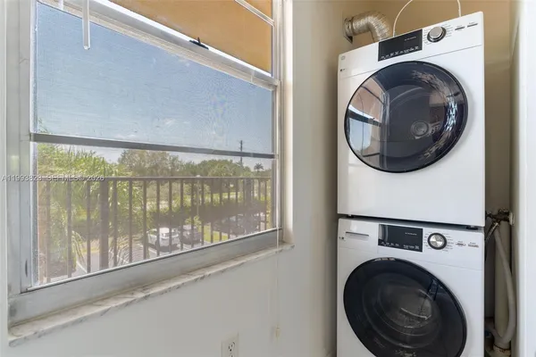 $2,100 | 13455 Southwest 16th Court, Unit 306F, Pembroke Pines, FL 33027