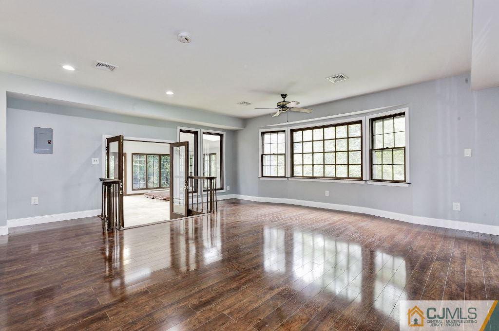 2 Dorset Road Colonia, NJ 07067 - Photo 11 of 25 Gallery Image 11