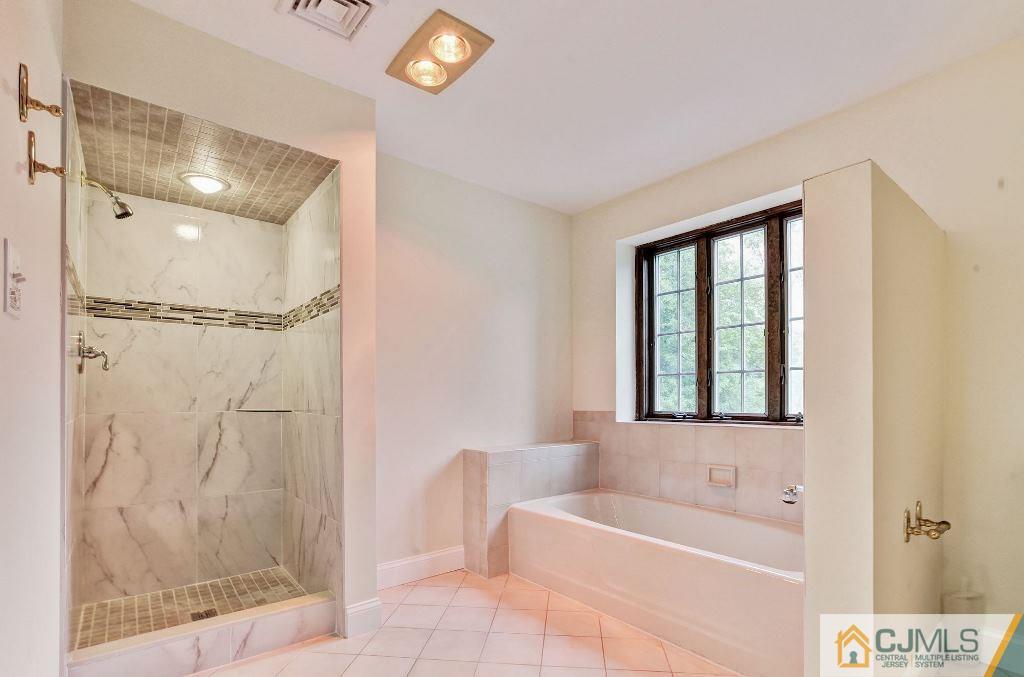 2 Dorset Road Colonia, NJ 07067 - Photo 18 of 25 Gallery Image 18