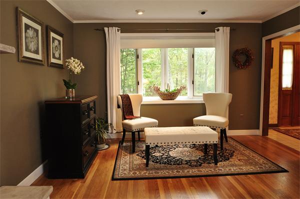 11 Hansom Road Andover, MA 01810 - Photo 2 of 21 Gallery Image 2