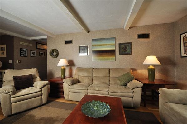 11 Hansom Road Andover, MA 01810 - Photo 6 of 21 Gallery Image 6
