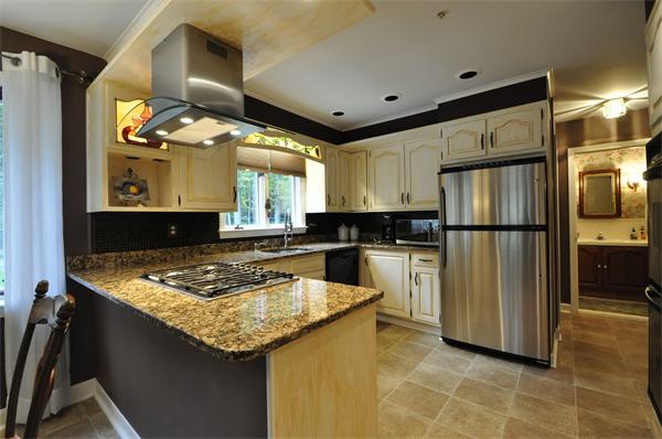 11 Hansom Road Andover, MA 01810 - Photo 9 of 21 Gallery Image 9