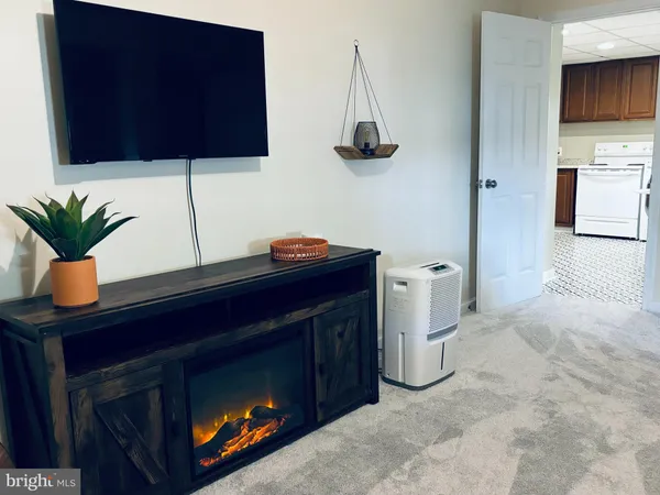 $1,600 | 1492 Apple Court, St. Leonard, MD 20685