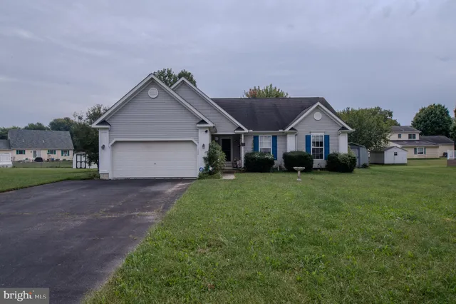 $345,000 | 202 West Darby Circle, Dover, DE 19904