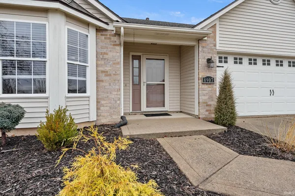 $294,960 | 8907 Goshawk Lane, Fort Wayne, IN 46825