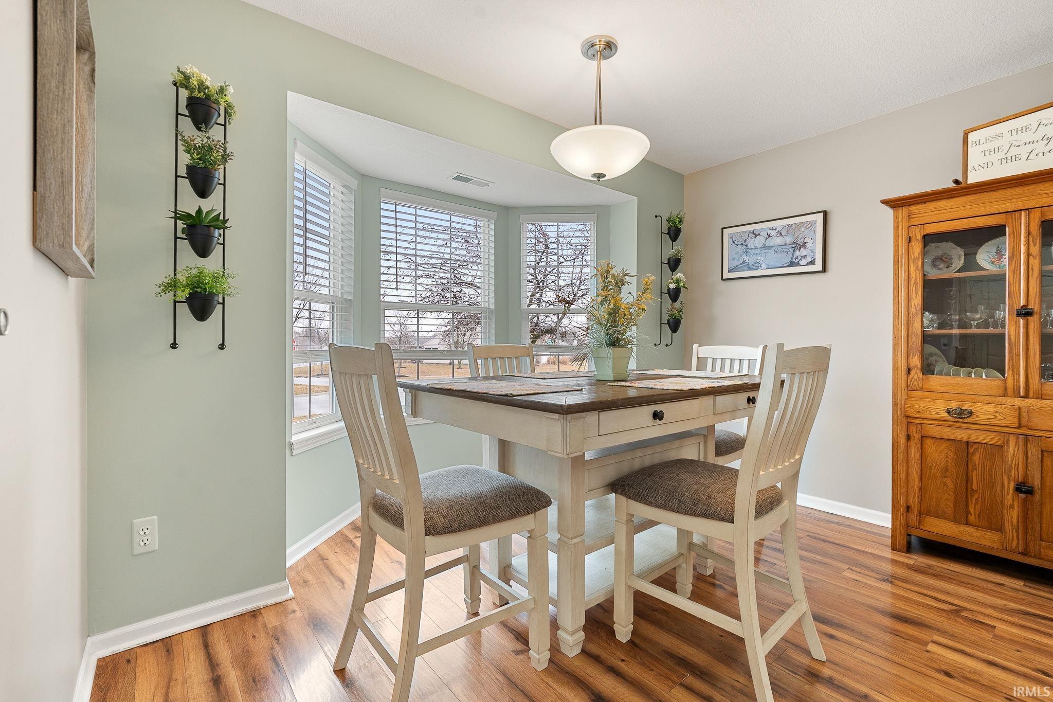 8907 Goshawk Lane Fort Wayne, IN 46825 - Photo 4 of 28