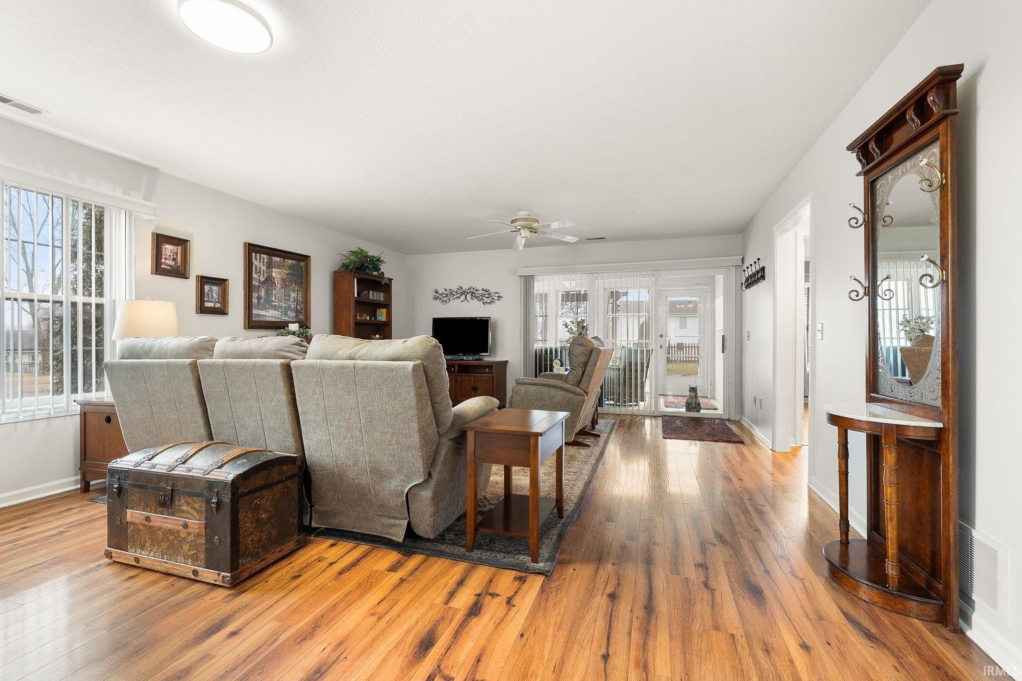 8907 Goshawk Lane Fort Wayne, IN 46825 - Photo 9 of 28