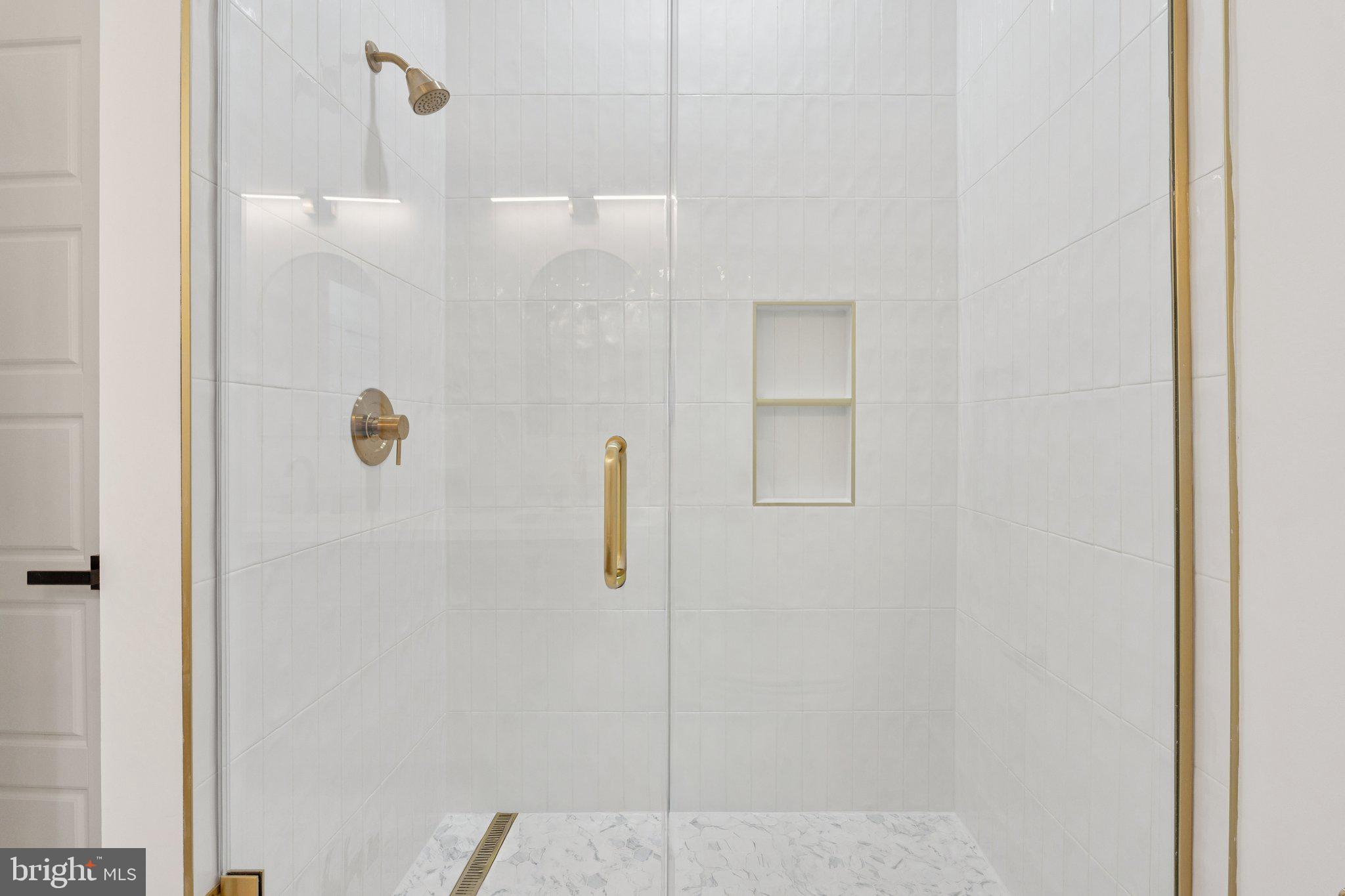 1827 North Capitol Street Northeast Washington, DC 20002 - Photo 24 of 53 a bathroom with a shower