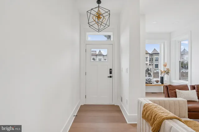 $4,950 | 1827 North Capitol Street Northeast, Washington, DC 20002