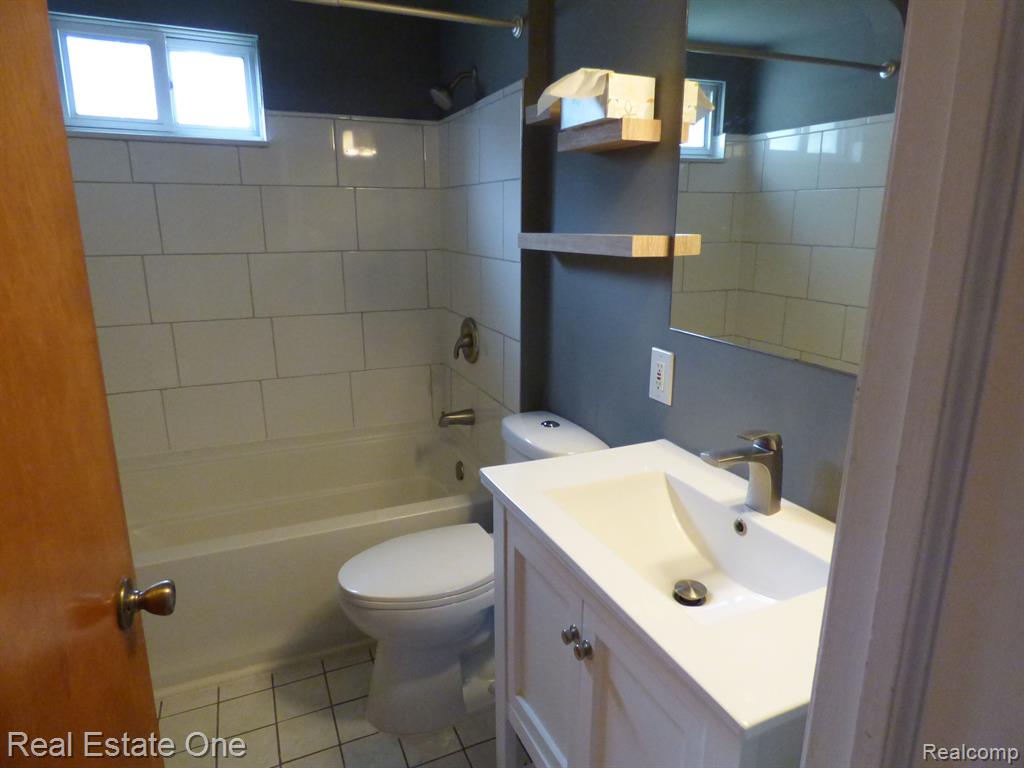 440 2nd Street South Lyon, MI 48178 - Photo 6 of 17 Gallery Image 6