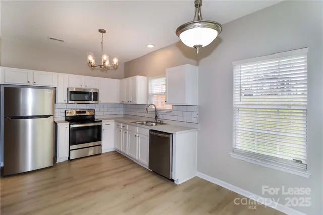 $1,895 | 915 Harbour View Cove Northeast, Kannapolis, NC 28083