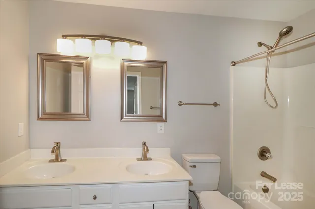 $1,895 | 915 Harbour View Cove Northeast, Kannapolis, NC 28083