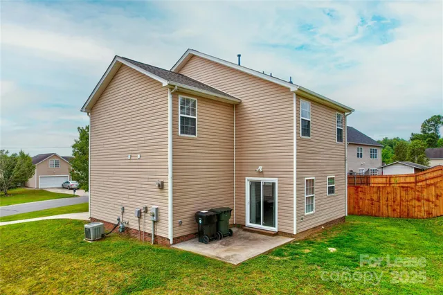 $1,895 | 915 Harbour View Cove Northeast, Kannapolis, NC 28083