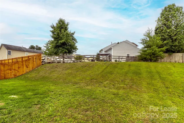 $1,895 | 915 Harbour View Cove Northeast, Kannapolis, NC 28083