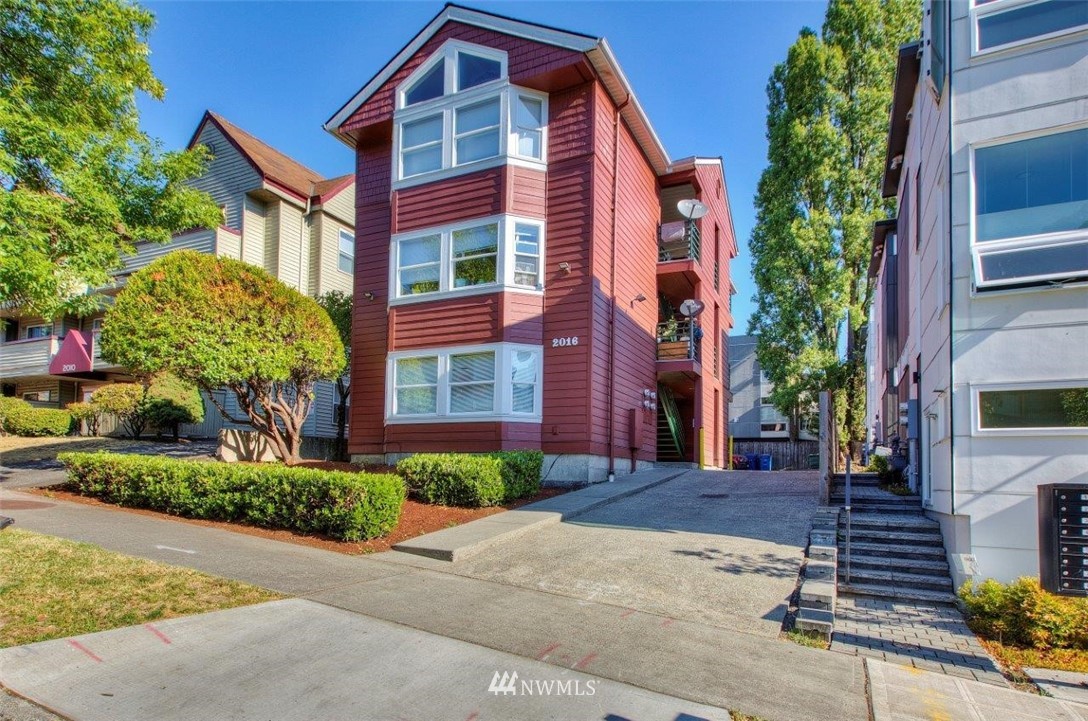 2016 South Main Street Seattle, WA 98144 - Photo 1 of 14 Gallery Image 1