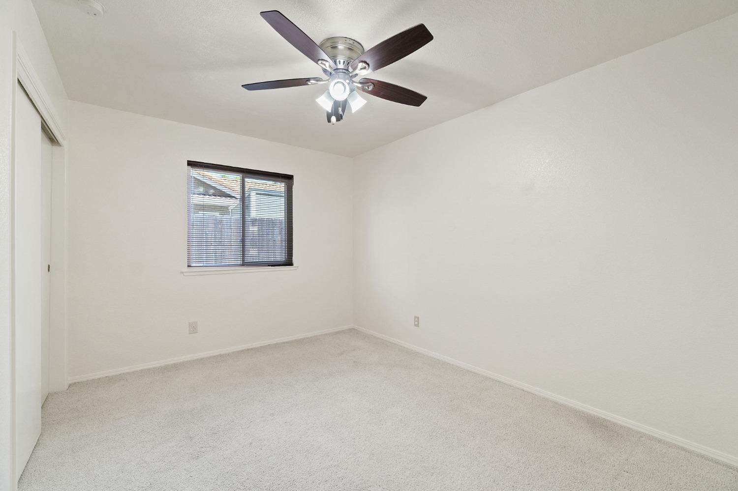 2500 Mitchell Avenue Clovis, CA 93611 - Photo 25 of 31 an empty room with a window