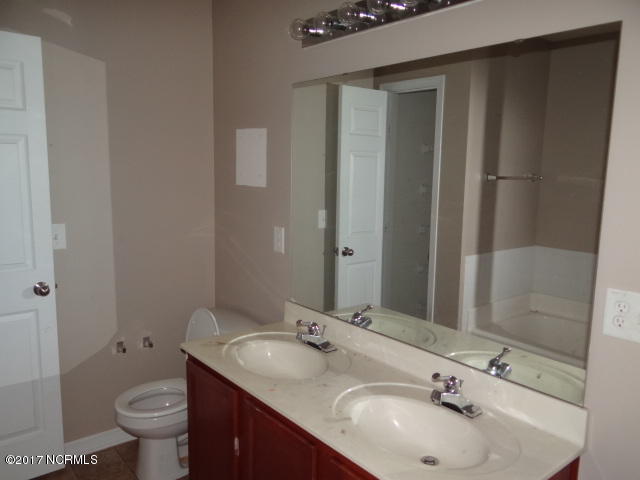 321-109 Gilman Lane Raleigh, NC 27610 - Photo 6 of 9 Master Bath