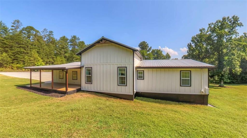 2292 Melear Road Bowdon, GA 30108 - Photo 4 of 48
