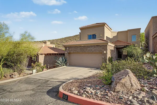 $470,000 | 1383 West Tinna Place, Tucson, AZ 85745