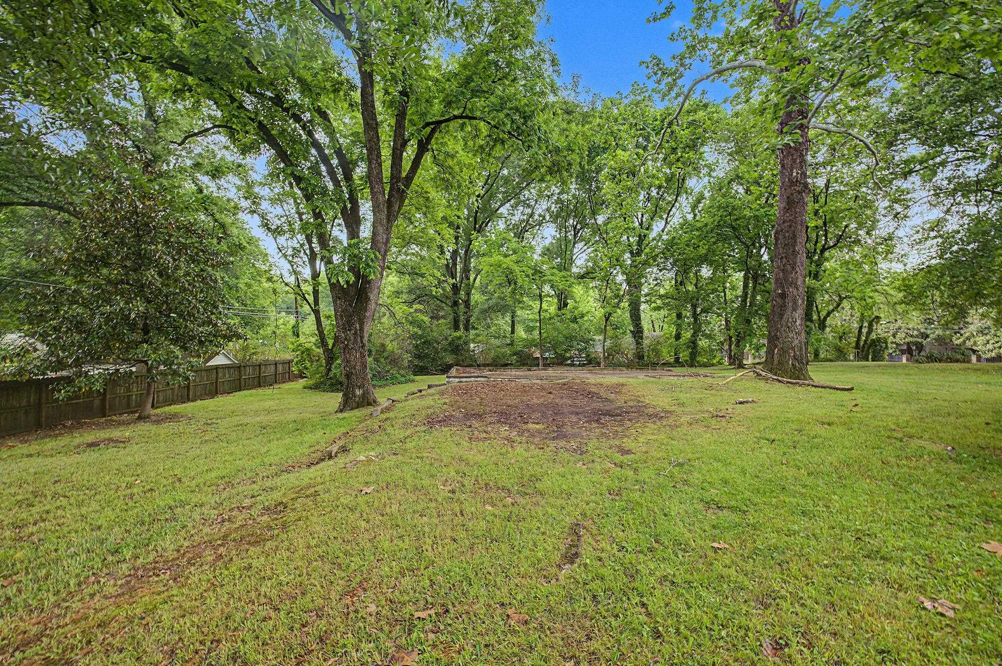 790 Colonial Road Memphis, TN 38117 - Photo 15 of 39