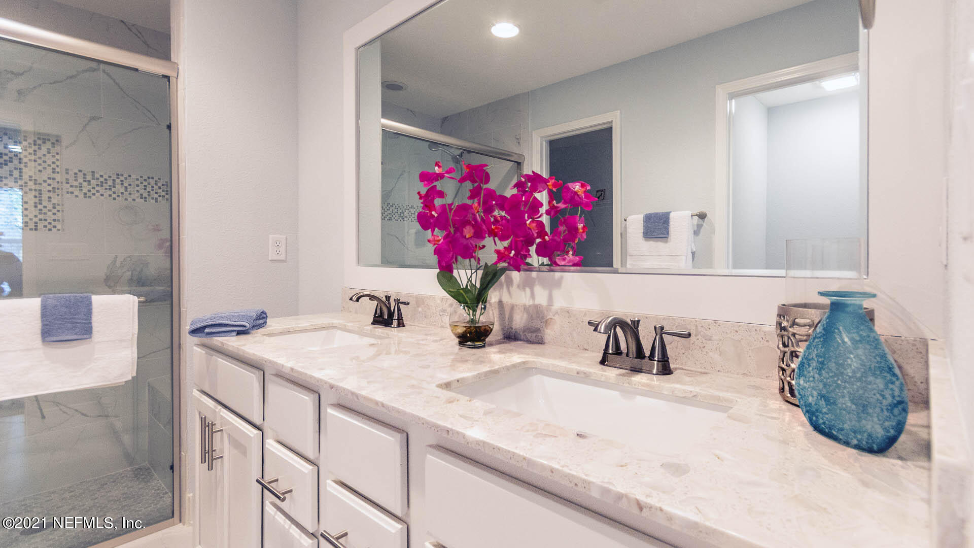 705 Amberjack Lane Atlantic Beach, FL 32233 - Photo 18 of 40 018_Primary Bathroom
