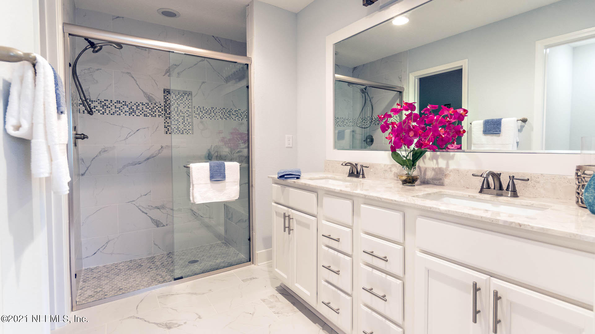 705 Amberjack Lane Atlantic Beach, FL 32233 - Photo 19 of 40 019_Primary Bathroom