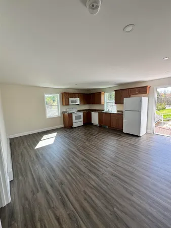 $2,900 | 199 Rte 13, Brookline, NH 03033