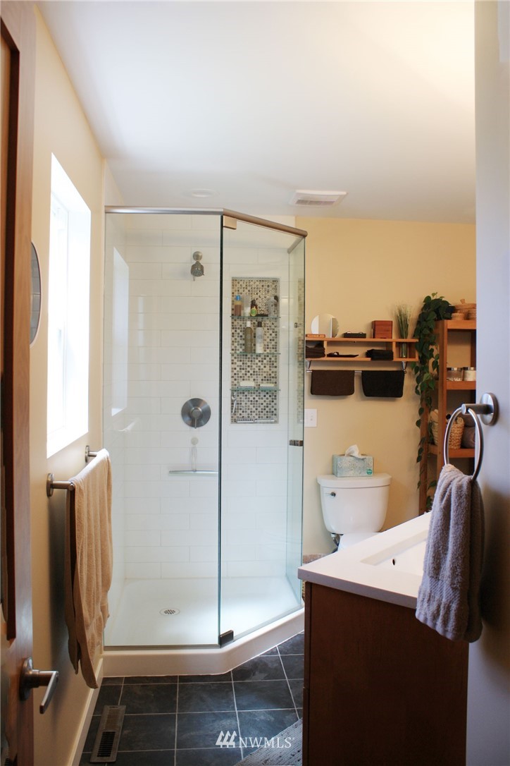 1145 Lingbloom Road Bellingham, WA 98226 - Photo 13 of 22 Gallery Image 13