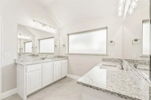 $595,000 | 409 Atlas Cedar Drive, Glenn Heights, TX 75154