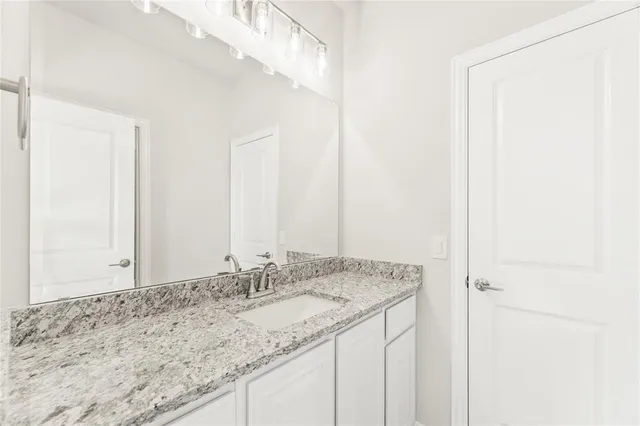 $595,000 | 409 Atlas Cedar Drive, Glenn Heights, TX 75154