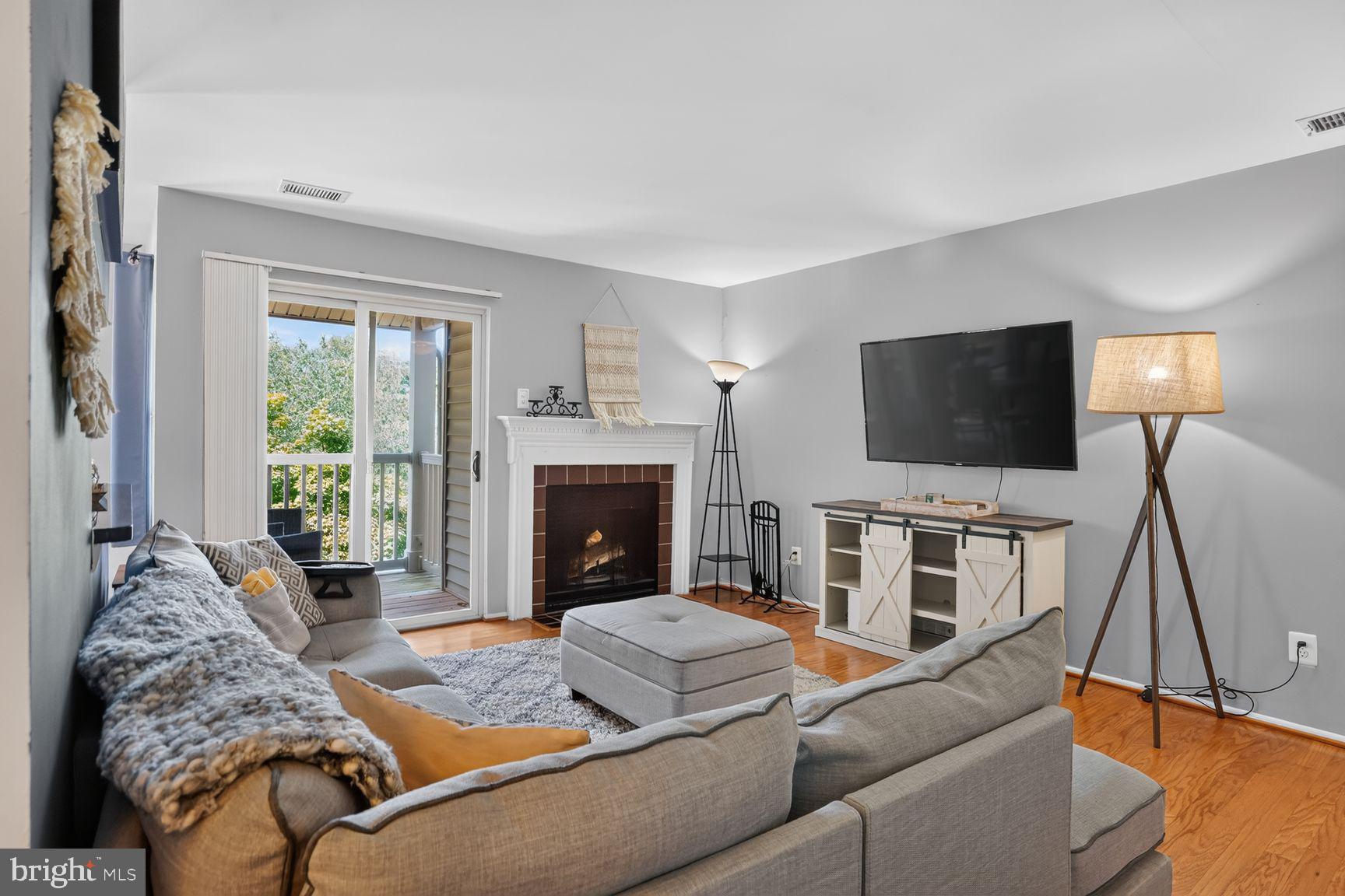 1783 Jonathan Way, Unit 1783J Reston, VA 20190 - Photo 10 of 18 Gallery Image 10