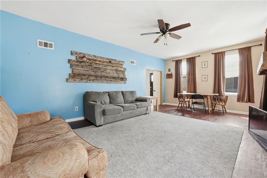 7185 West Market Street Mercer, PA 16137 - Photo 4 of 13