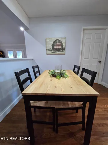 $350,000 | 1050 Jane Phillips Road, Oneida, TN 37841