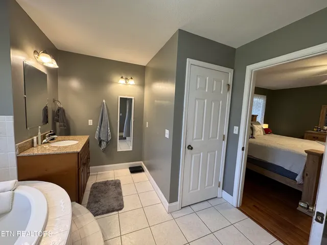 $350,000 | 1050 Jane Phillips Road, Oneida, TN 37841