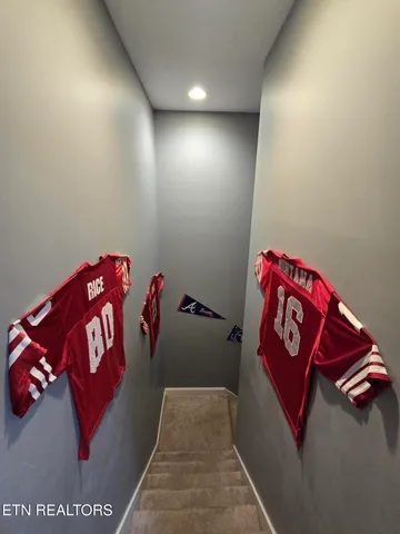 $350,000 | 1050 Jane Phillips Road, Oneida, TN 37841