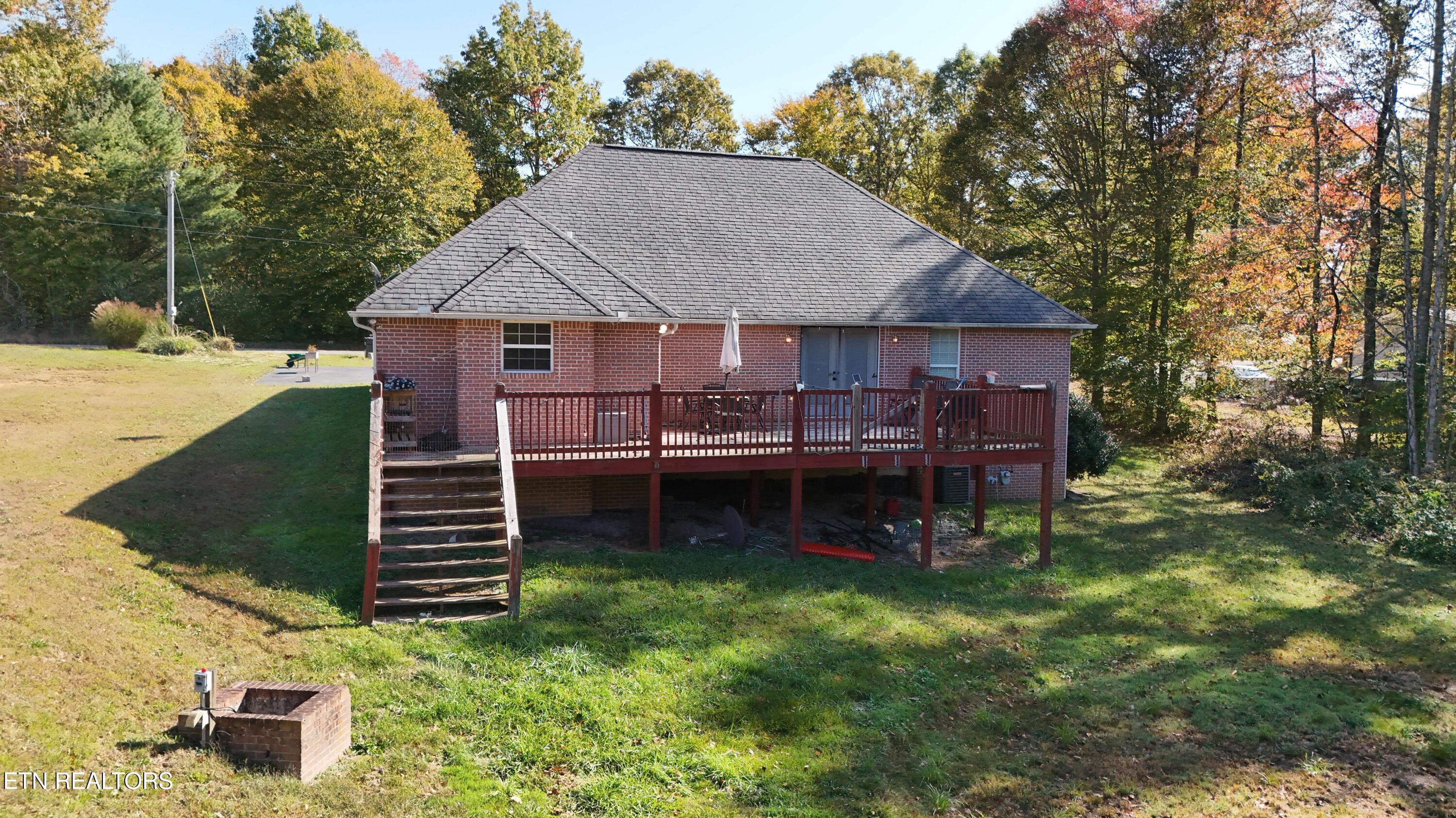 1050 Jane Phillips Road Oneida, TN 37841 - Photo 8 of 45 33