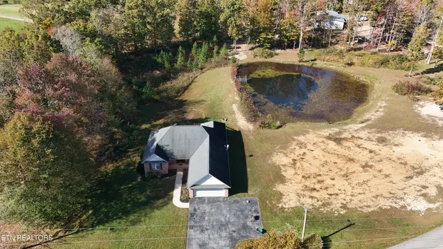 $350,000 | 1050 Jane Phillips Road, Oneida, TN 37841