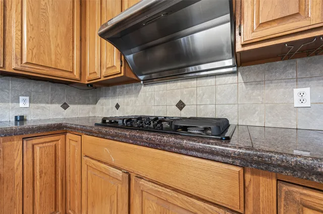 $2,500 | 7814 Millbrook Drive, Houston, TX 77095