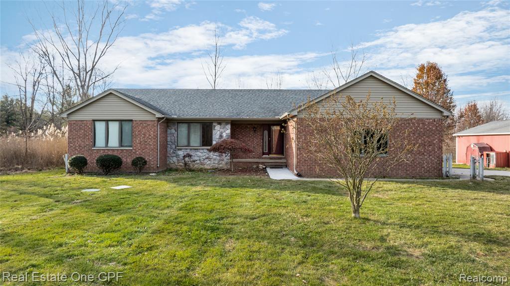 1135 Holmes Road Allenton, MI 48002 - Photo 2 of 59