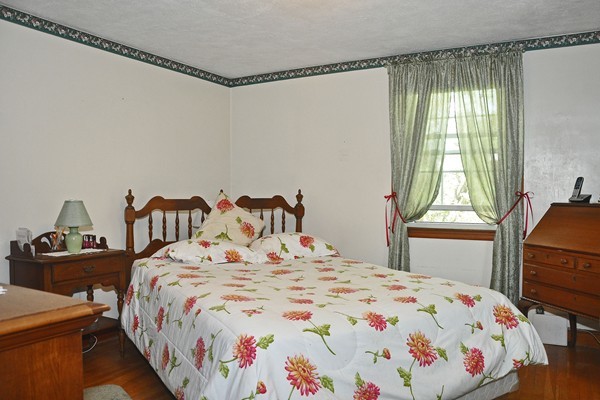 31 Clancy Road Boston, MA 02124 - Photo 6 of 13