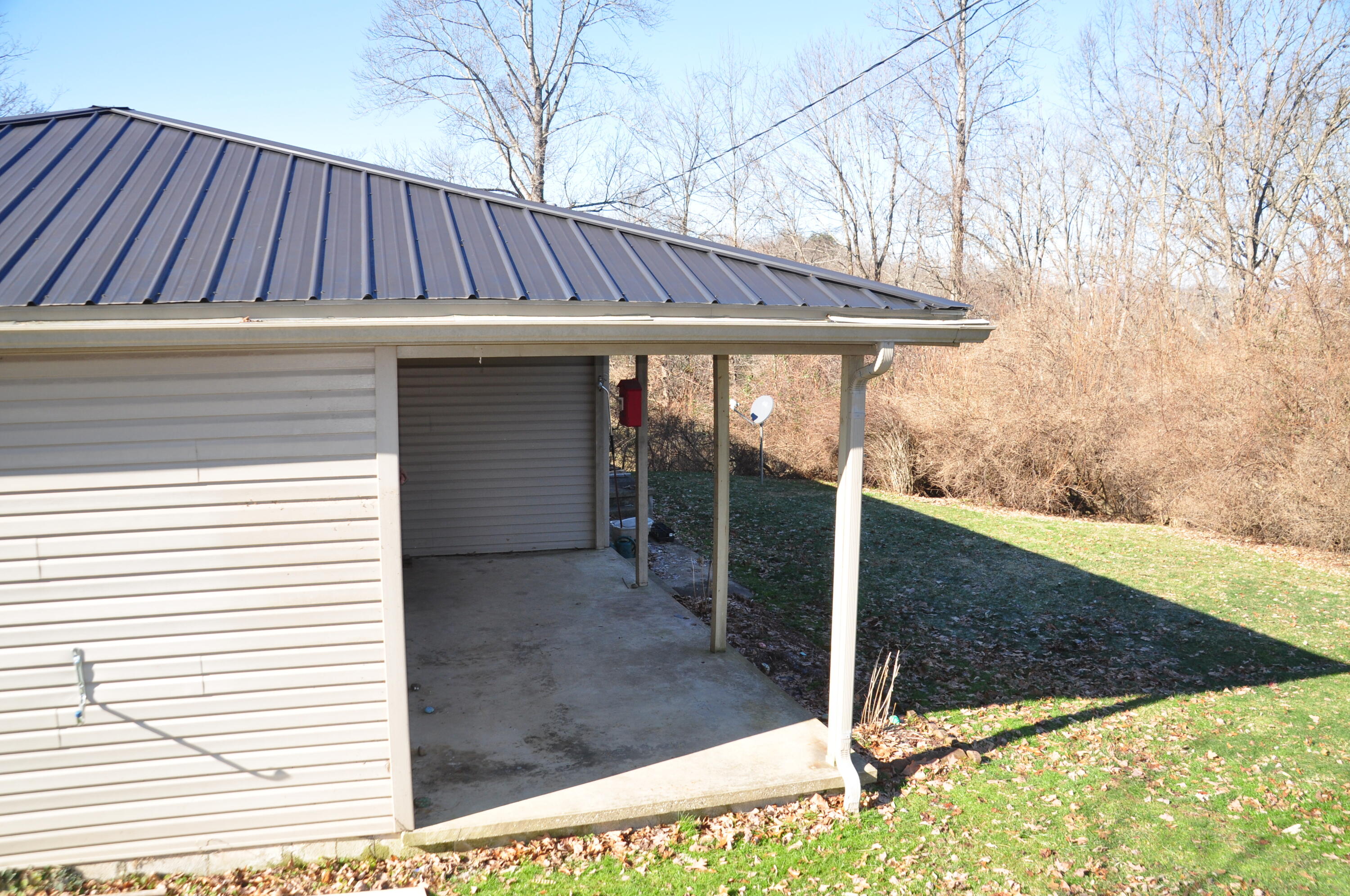 814 Liberty Road West Liberty, KY 41472 - Photo 64 of 82 DSC_0082