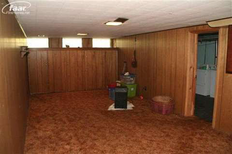 2301 Miller Road Flint, MI 48503 - Photo 11 of 14 20397719-10.JPG