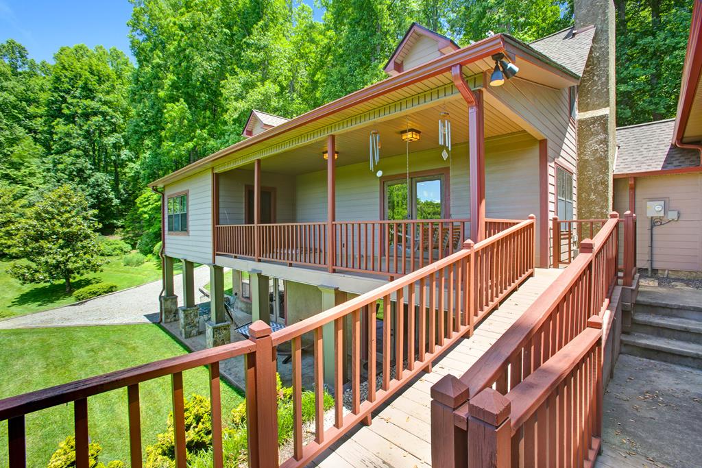 2899 Gribble Edwards Road Hayesville, NC 28904 - Photo 12 of 65 Gallery Image 12