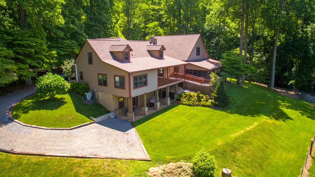 2899 Gribble Edwards Road Hayesville, NC 28904 - Photo 18 of 65 Gallery Image 18
